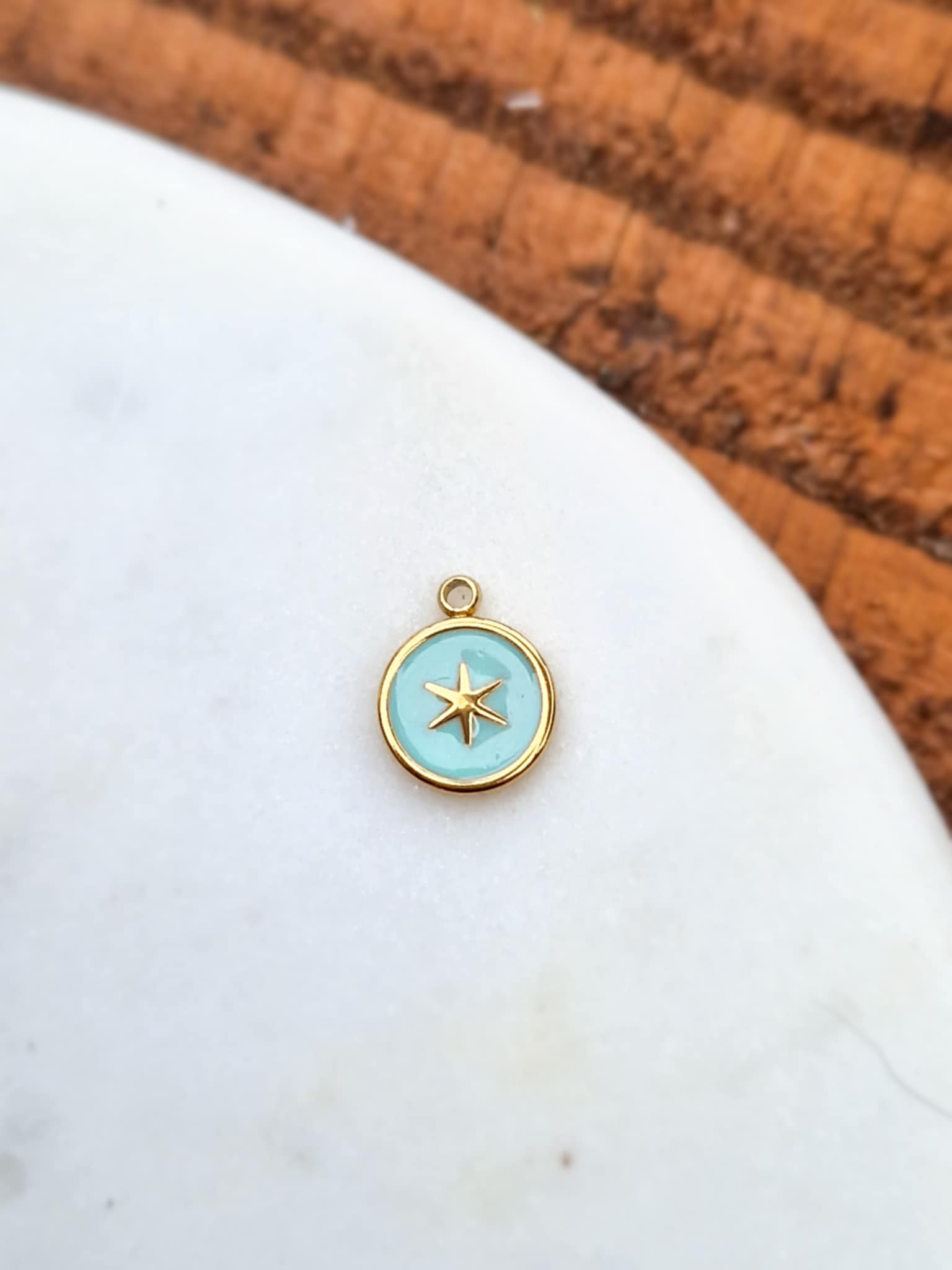 Charm Médaille Étoile Turquoise