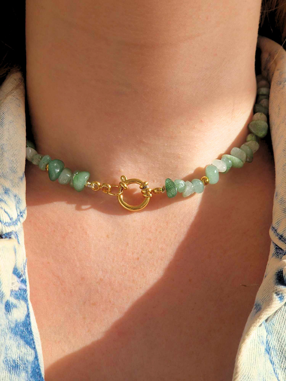 Collier ras du cou en pierre naturelle