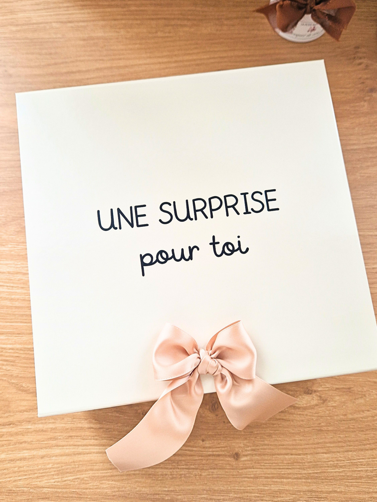 MalliaCréaBox - Entre Fleurs & Mots